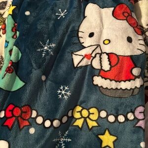 Hello Kitty Christmas blanket